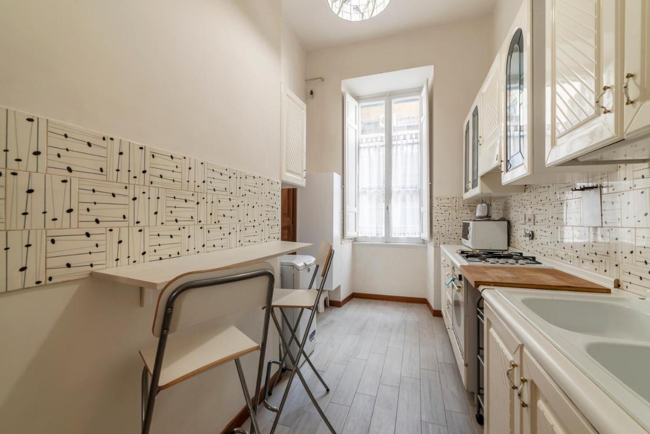 Termini Central And Elegant Apartment Rome Exterior photo